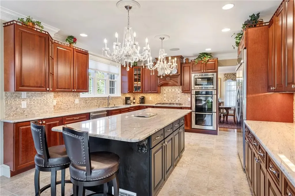 3070 Diamond Hill Road Cumberland RI 02864