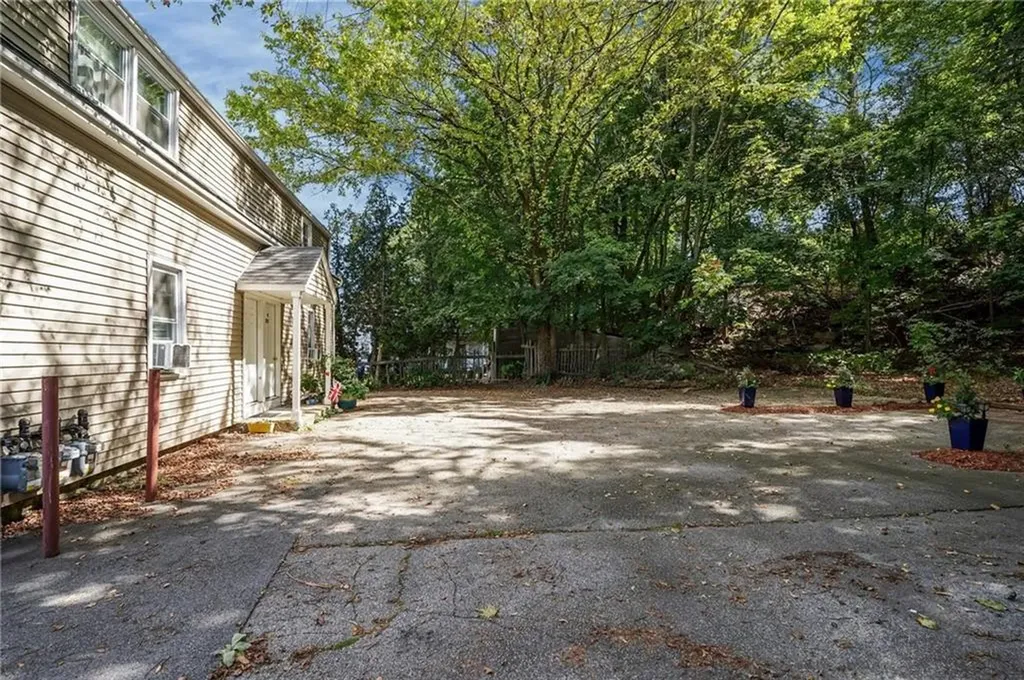 231 Providence Street West Warwick RI 02893