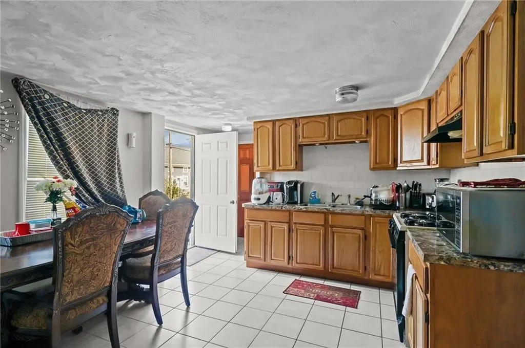 231 Providence Street West Warwick RI 02893