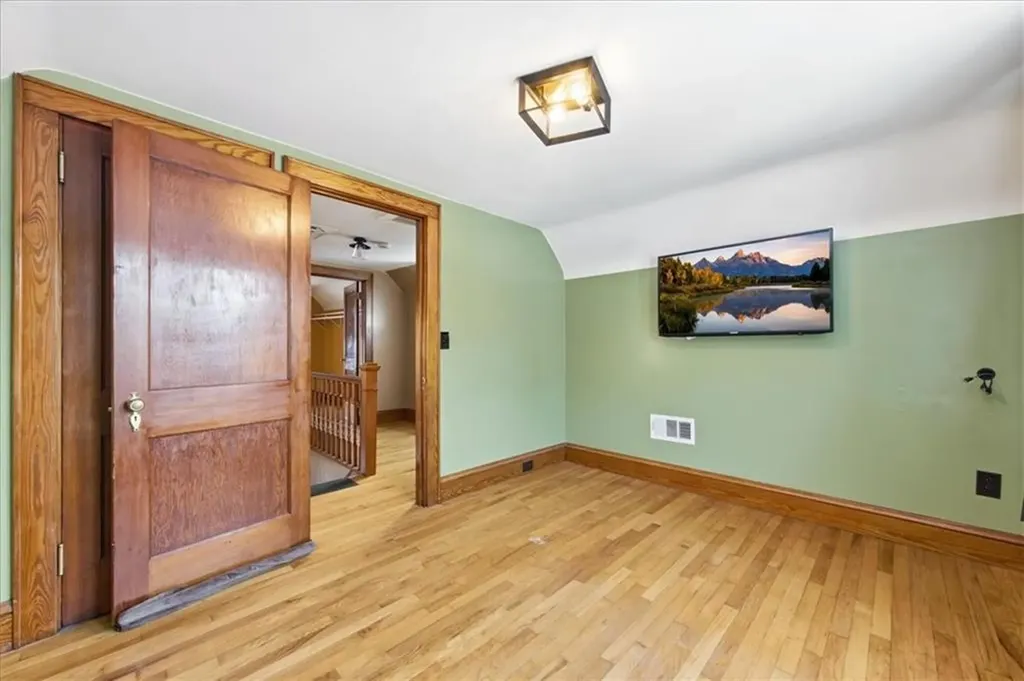 34 Diamond Hill Road Hopkinton RI 02808