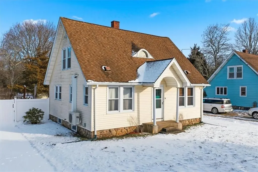 34 Diamond Hill Road Hopkinton RI 02808