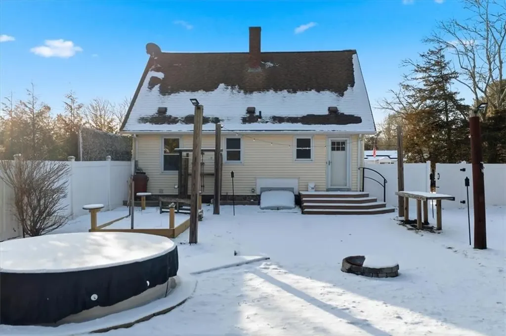 34 Diamond Hill Road Hopkinton RI 02808