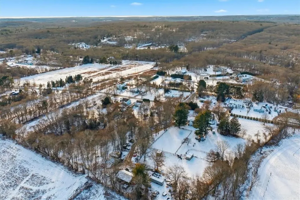 34 Diamond Hill Road Hopkinton RI 02808