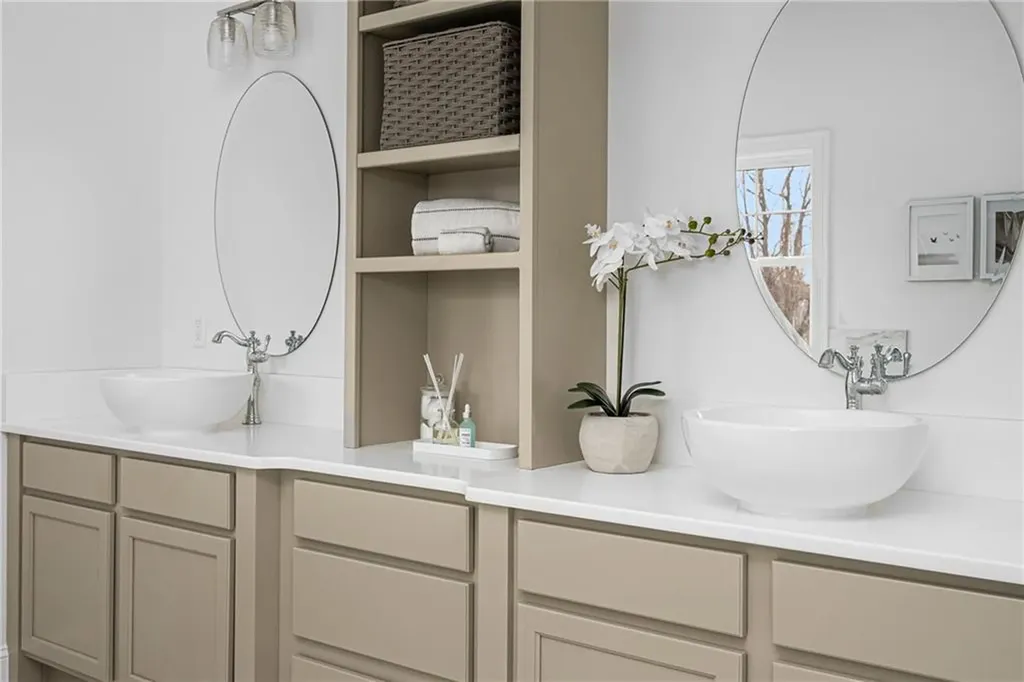 77 Lantern Hill Drive Cranston RI 02921