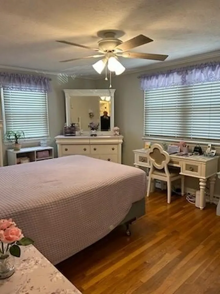 859 Pontiac Avenue Cranston RI 02910