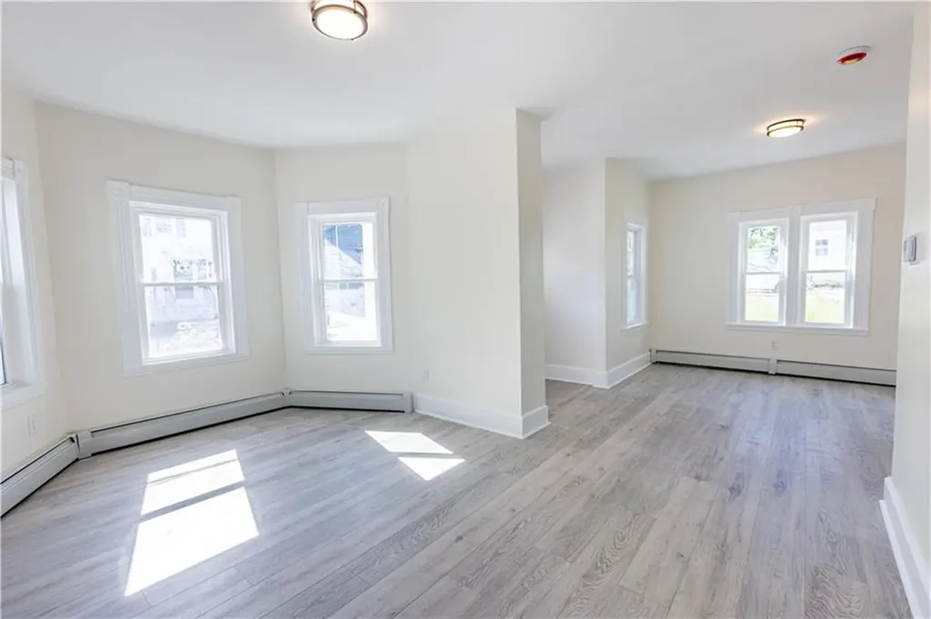 90 Winthrop Avenue Providence RI 02908