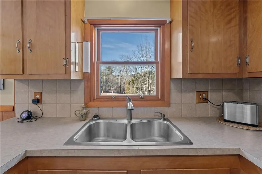 415 Chopmist Hill Road Glocester RI 02814