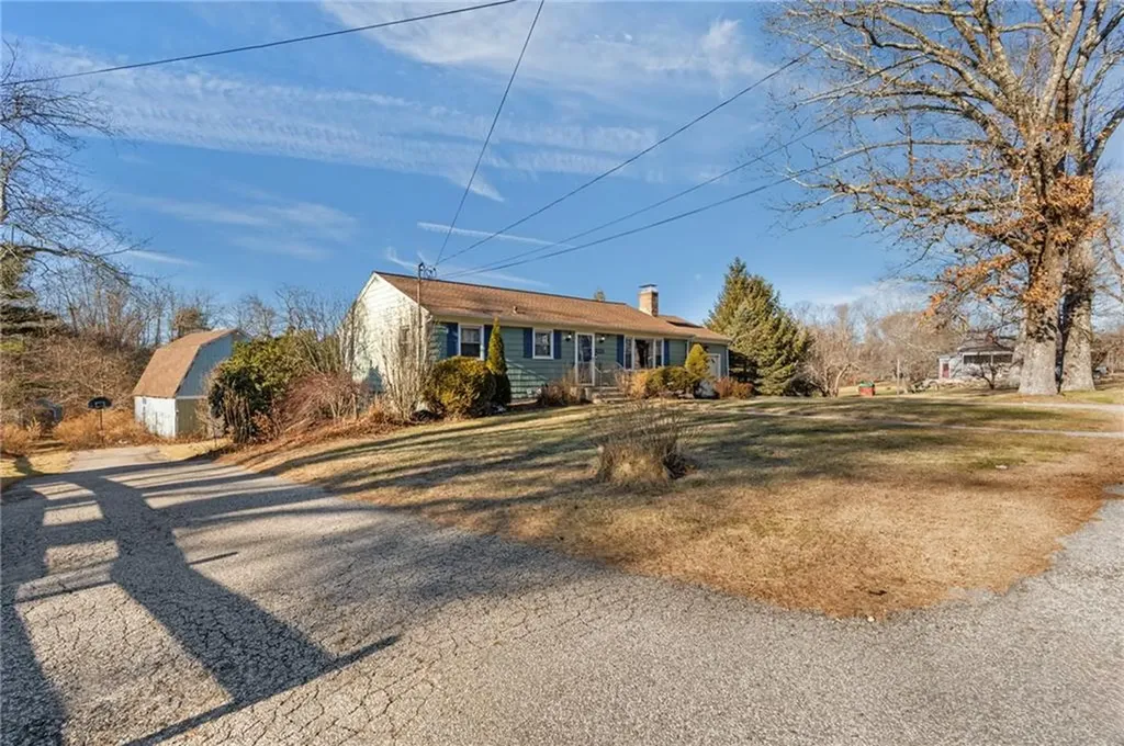 415 Chopmist Hill Road Glocester RI 02814