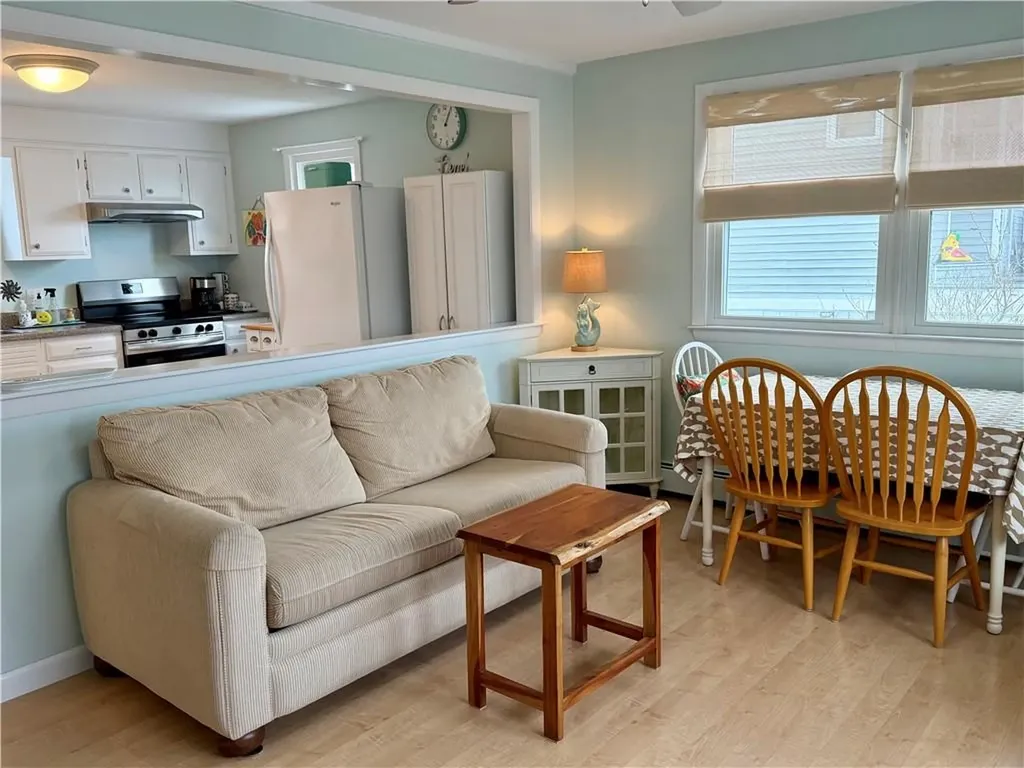 7 Salt Pond Way Westerly RI 02891