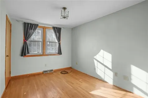 9 Holmes Road Coventry RI 02816