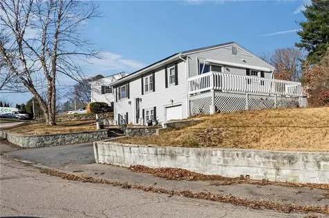 9 Holmes Road Coventry RI 02816