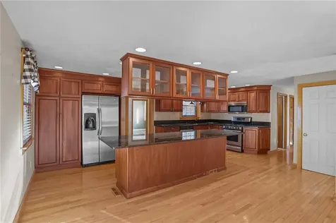 9 Holmes Road Coventry RI 02816