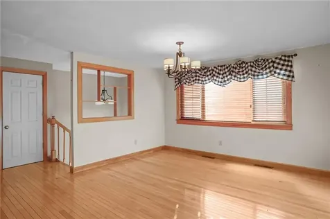 9 Holmes Road Coventry RI 02816