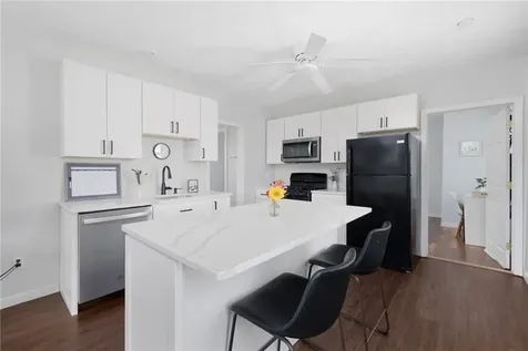 51 Old Oak Avenue Cranston RI 02920