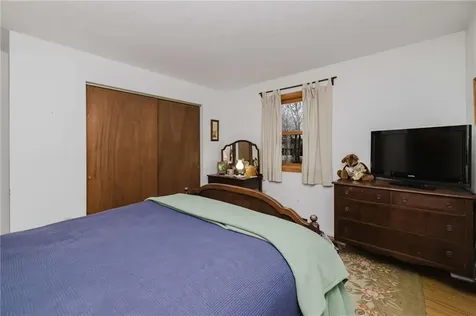 191 Cherry Hill Drive Seekonk MA 02771