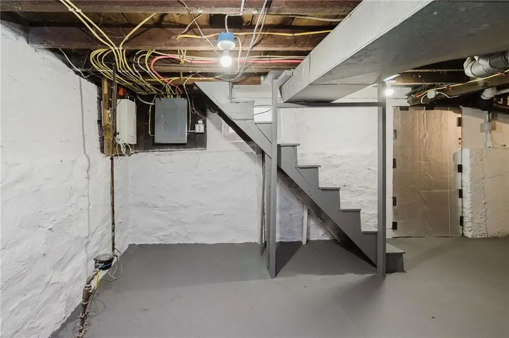 38 Madison Street Pawtucket RI 02861