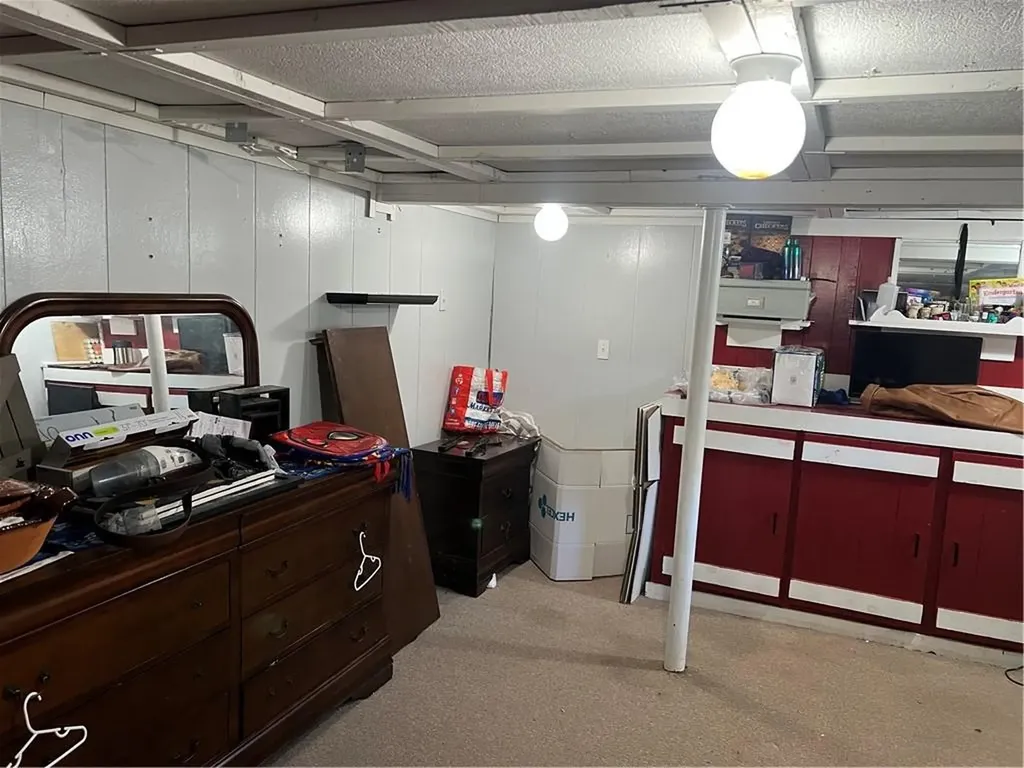 35 Welfare Avenue Warwick RI 02888