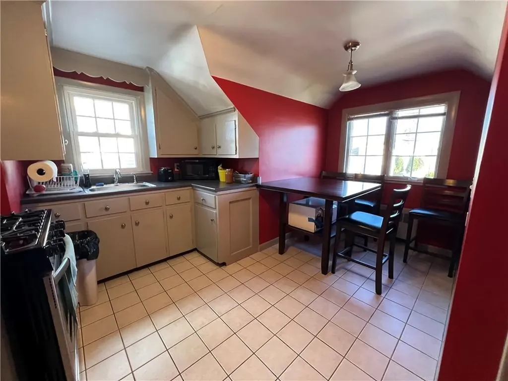 26 Hopkins Terrace Cumberland RI 02864