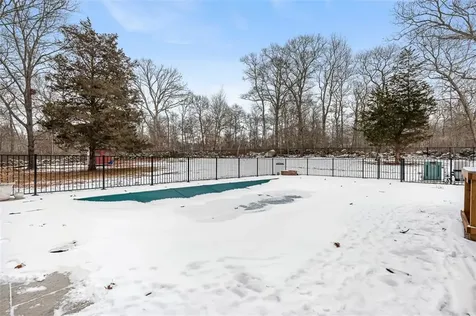 20 Christopher Avenue Tiverton RI 02878