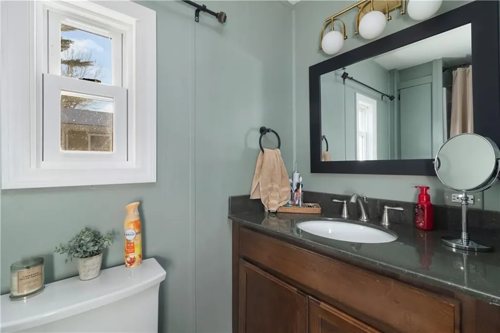 9 Sherwood Valley Lane Coventry RI 02816