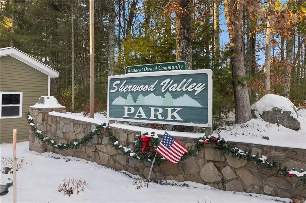 9 Sherwood Valley Lane Coventry RI 02816