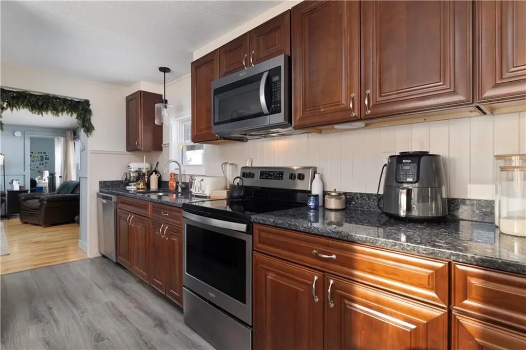 9 Sherwood Valley Lane Coventry RI 02816