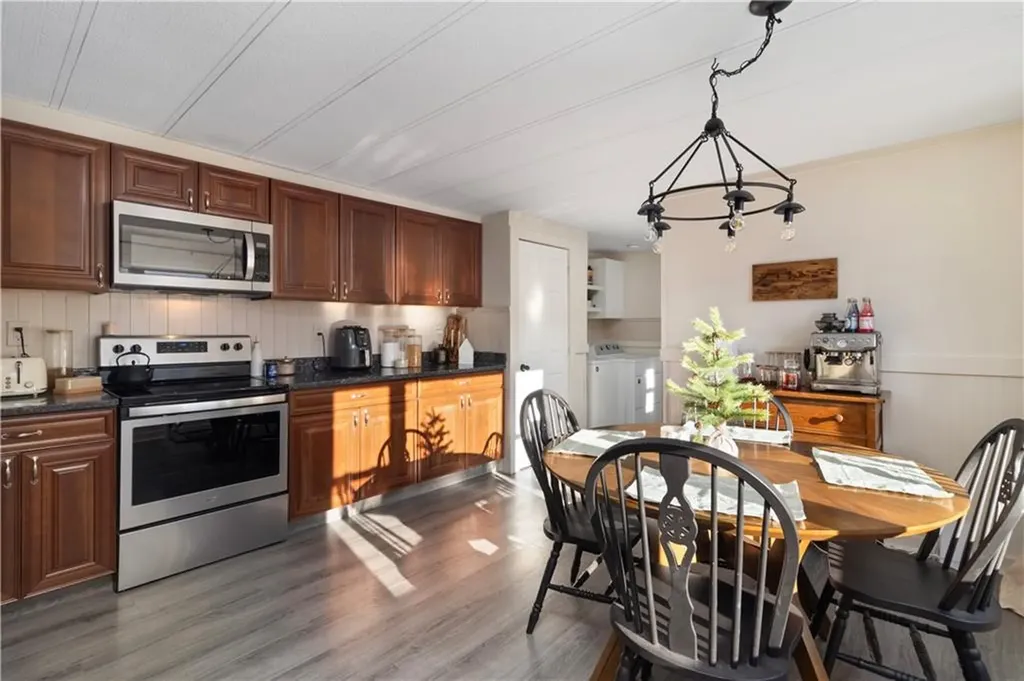 9 Sherwood Valley Lane Coventry RI 02816