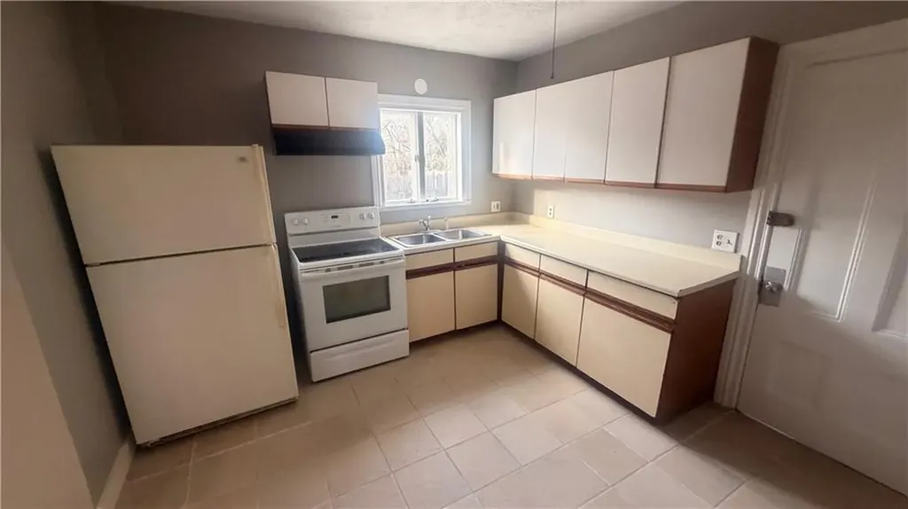 157 Armington Street Cranston RI 02905