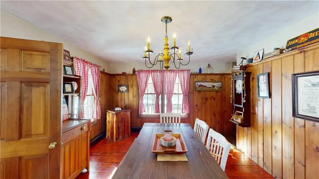 55 Howard Hill Road Foster RI 02825