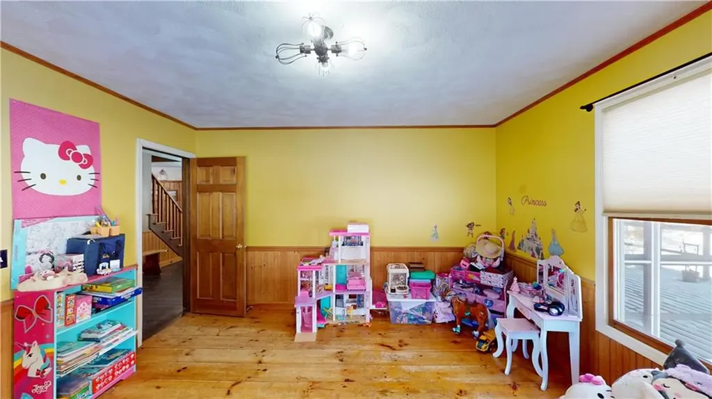 55 Howard Hill Road Foster RI 02825