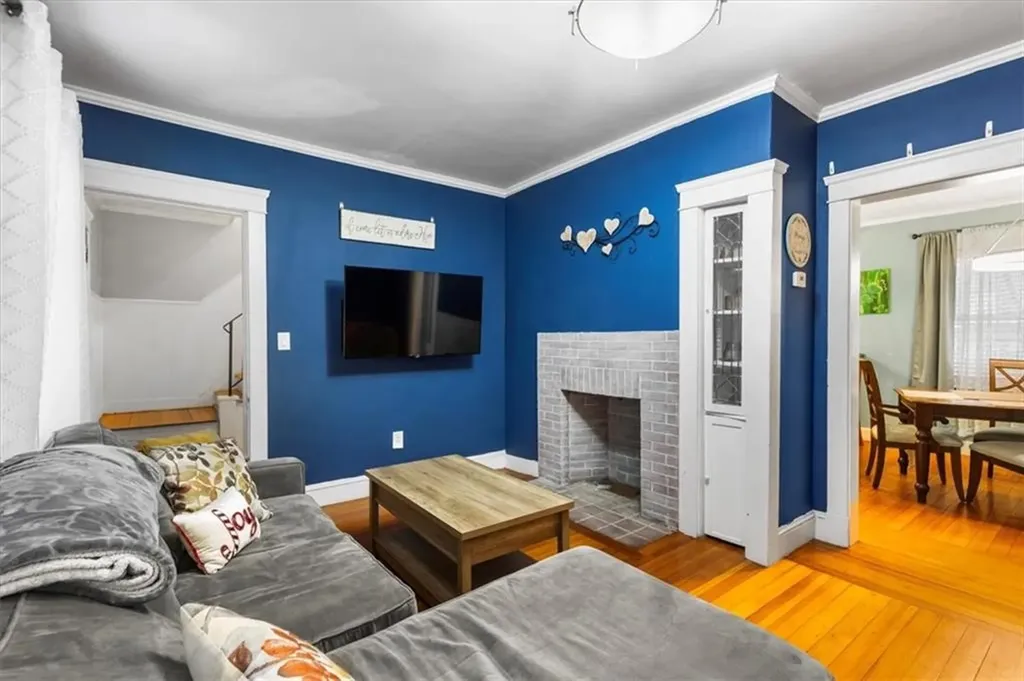 128 Warrington Street Providence RI 02907