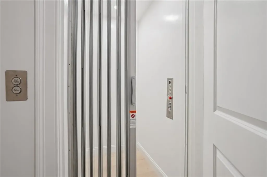 4 Lookout Lane Portsmouth RI 02871