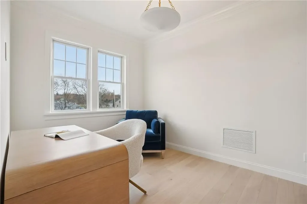 4 Lookout Lane Portsmouth RI 02871