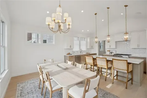 4 Lookout Lane Portsmouth RI 02871