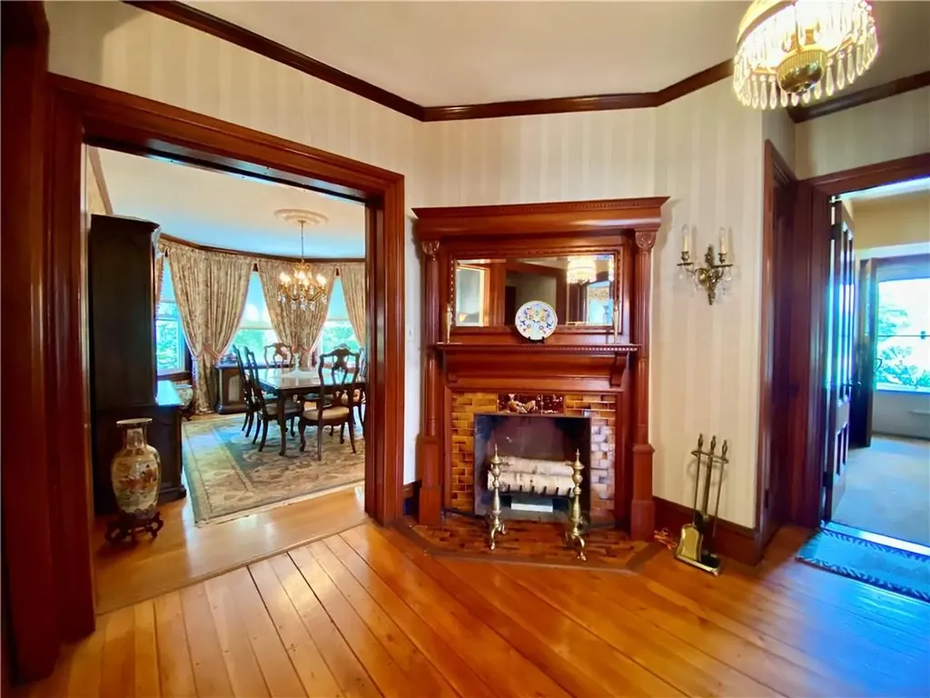 308 Harris Avenue Woonsocket RI 02895