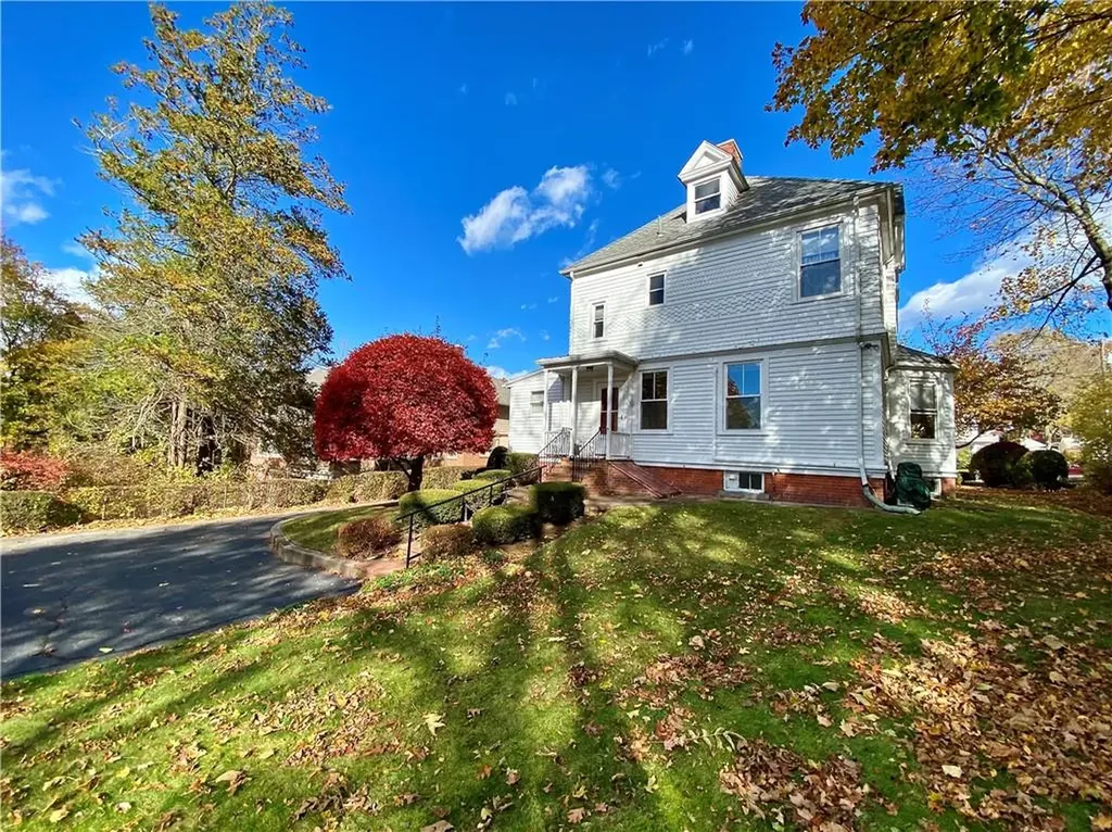 308 Harris Avenue Woonsocket RI 02895