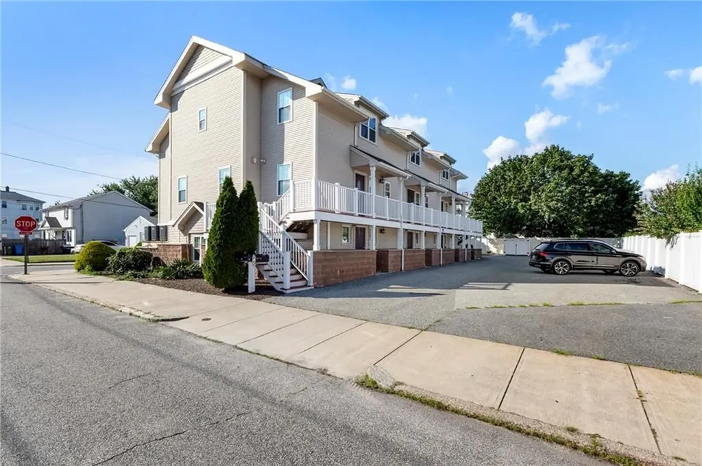 50 Clemence Street Cranston RI 02920