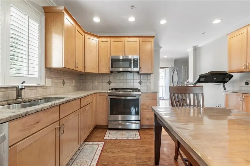 50 Clemence Street Cranston RI 02920