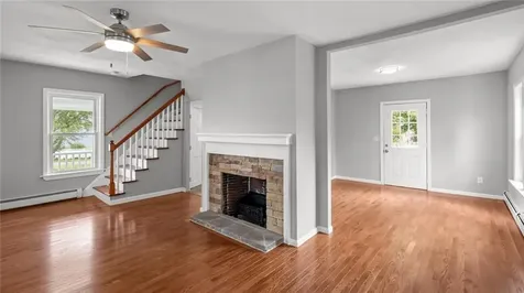 34 Chapin Avenue Warwick RI 02889