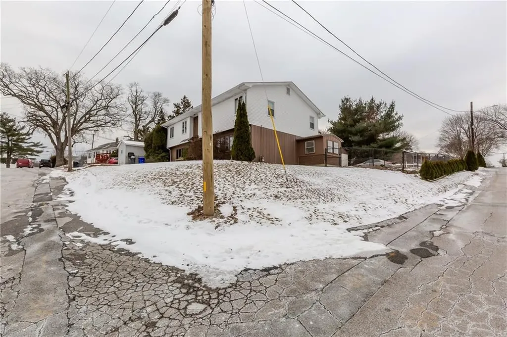 10 Mott Street Johnston RI 02919