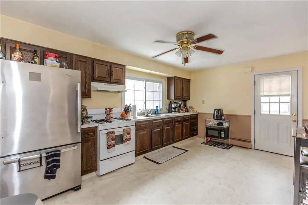 10 Mott Street Johnston RI 02919