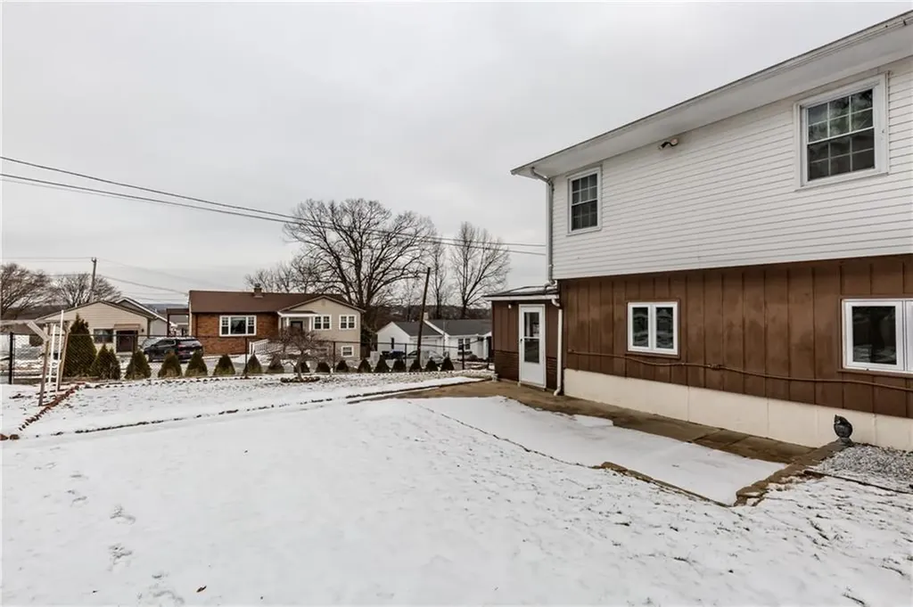 10 Mott Street Johnston RI 02919