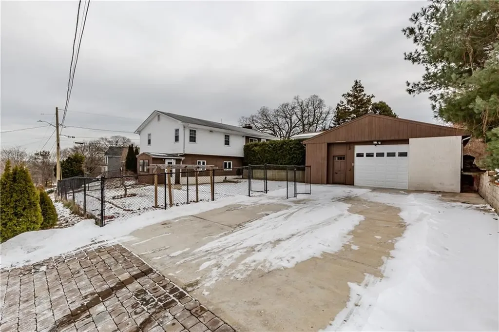 10 Mott Street Johnston RI 02919