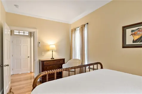 6 Gladding Court Newport RI 02840