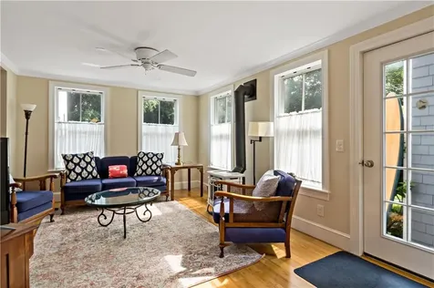6 Gladding Court Newport RI 02840