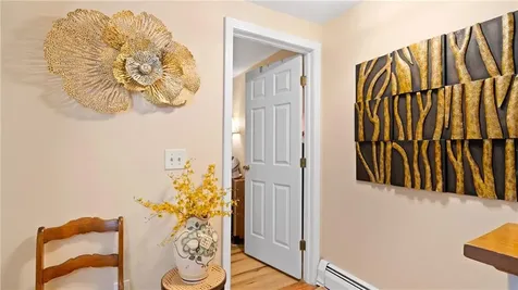 37 Eagle Run Warwick RI 02818