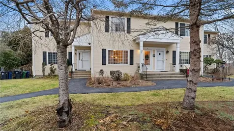 37 Eagle Run Warwick RI 02818