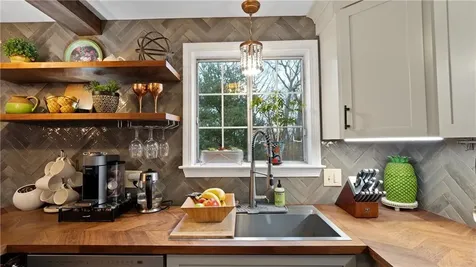 37 Eagle Run Warwick RI 02818