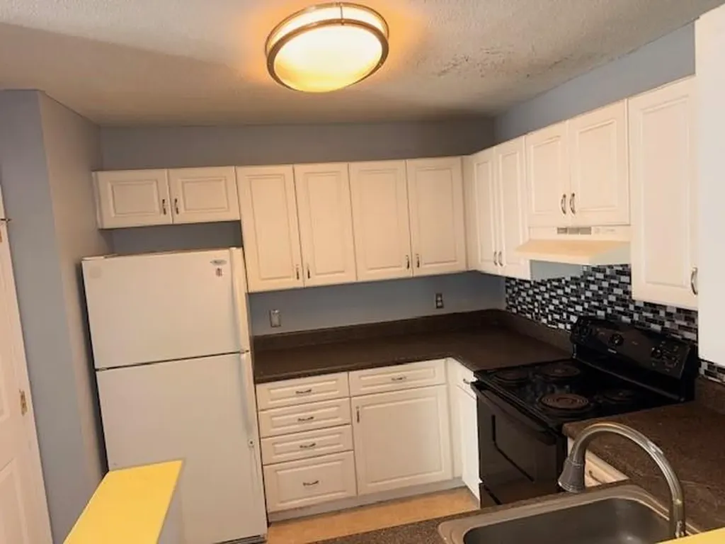 96 Mill Street Woonsocket RI 02895