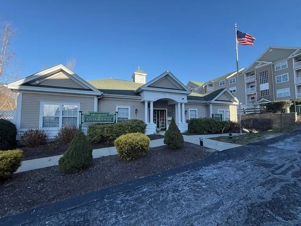 96 Mill Street Woonsocket RI 02895